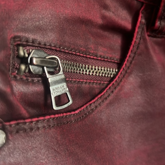 🛑 1 hour sale. Armani Exchange, merlot color jeans/pants, slight distress, sz 6 - Picture 10 of 13